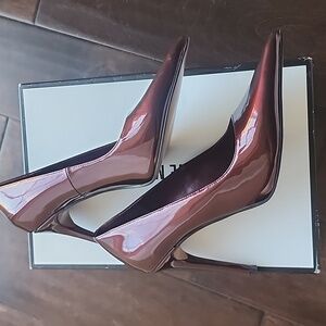 New Steve Madden Reya Pointed Toe Plum Heels, Sz. 7